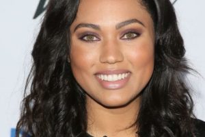 Ayesha Curry Before and After Plastic Surgery: Boob Job